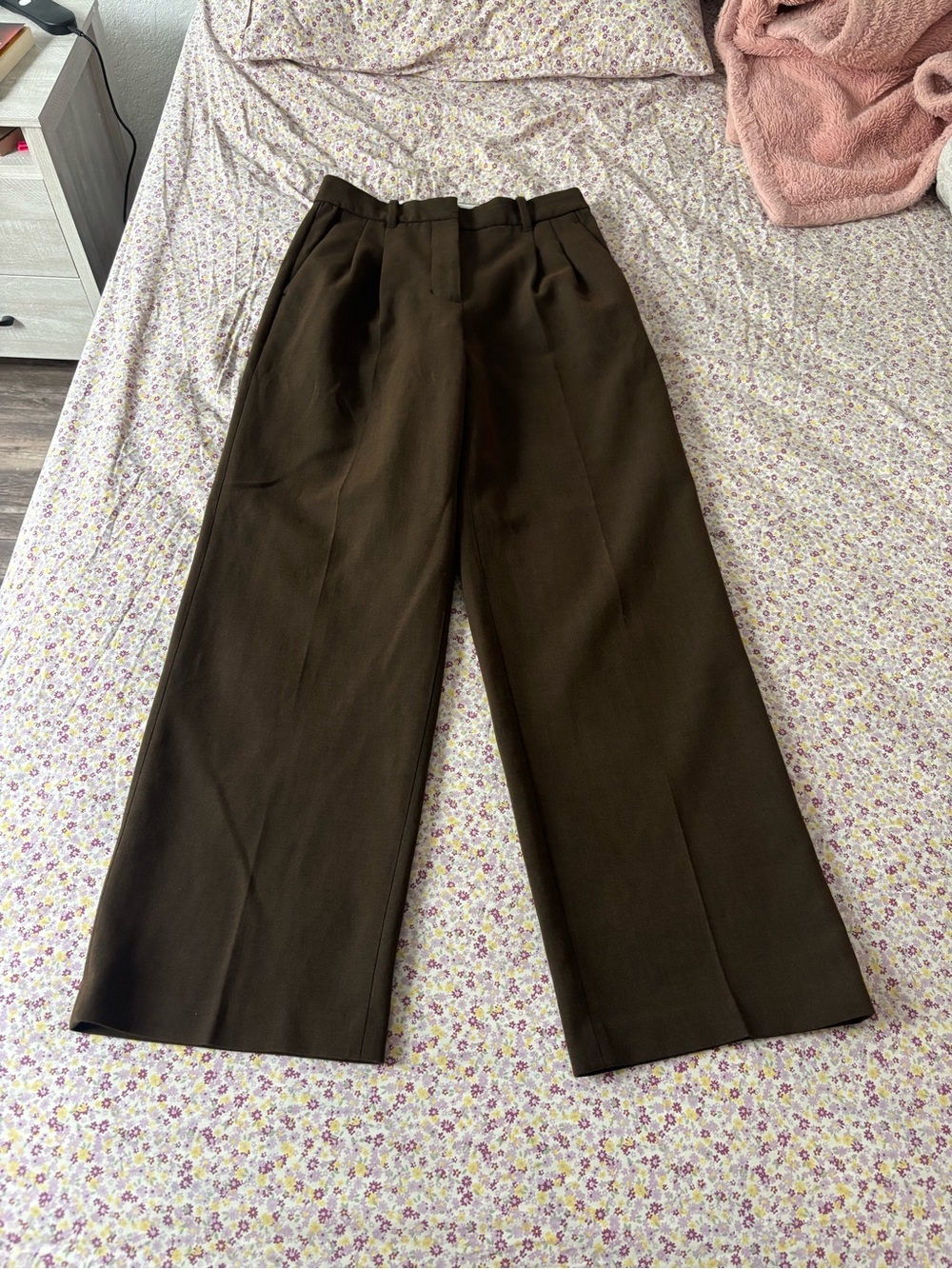 Aritzia Wilfred the effortless pants